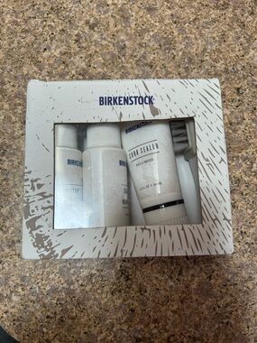 Birkenstock White Care Kit with Brush